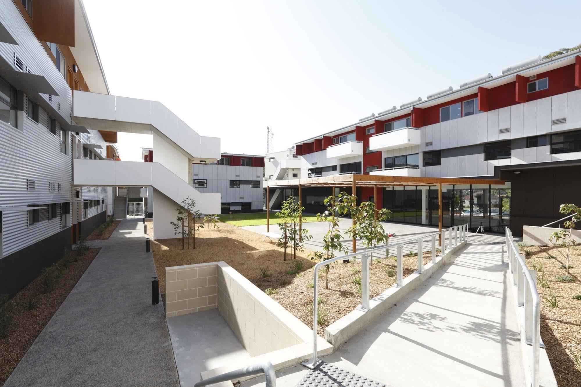 Western Sydney University Village - Parramatta Rosehill Exterior photo
